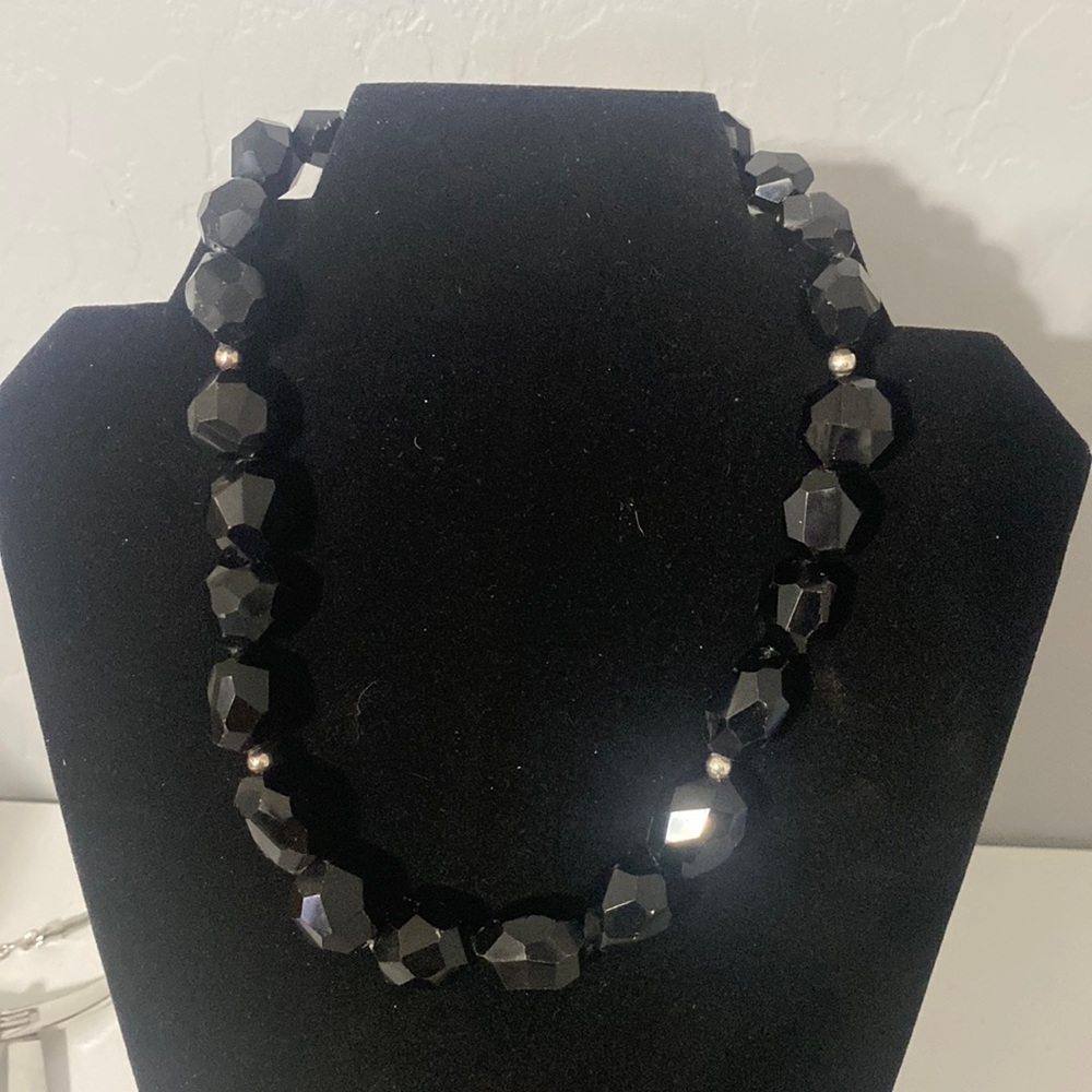 Black faceted sparkly chocker short necklace. Sterling silver